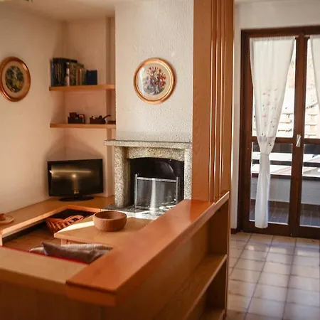 Vintage Comfort Within Walking Distance Of The Slopes Apartamento *